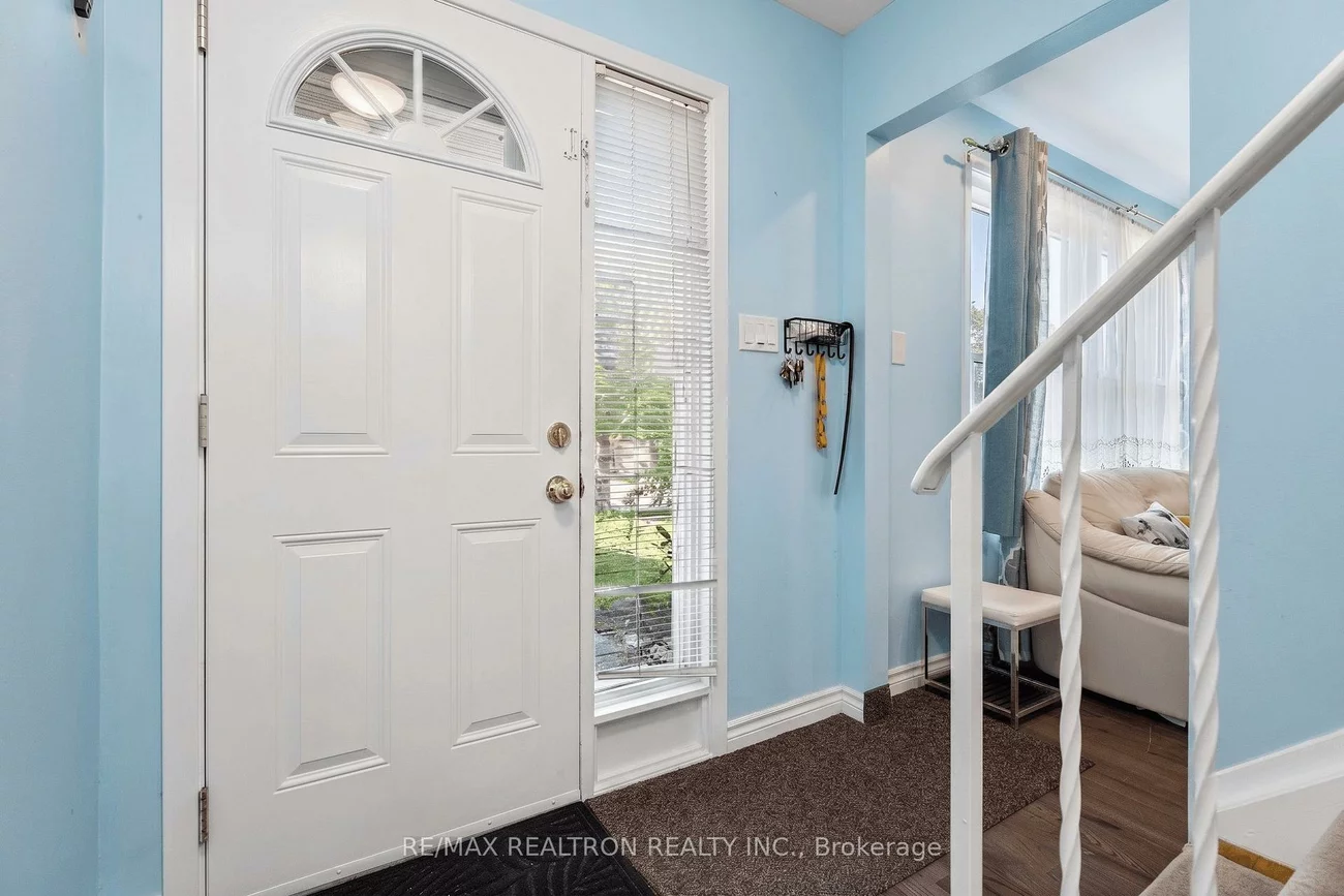 383, Sandford, Central Newmarket, Newmarket