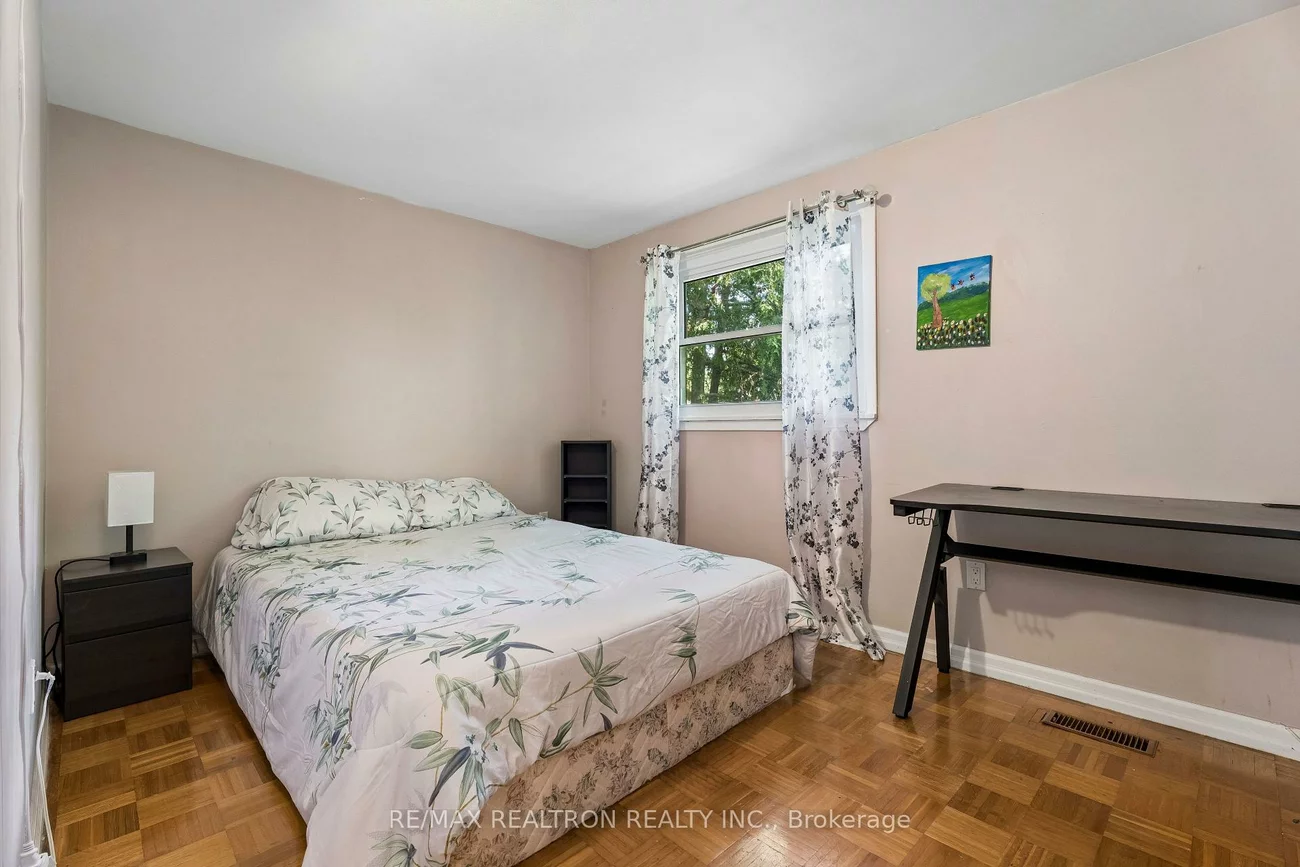 383, Sandford, Central Newmarket, Newmarket