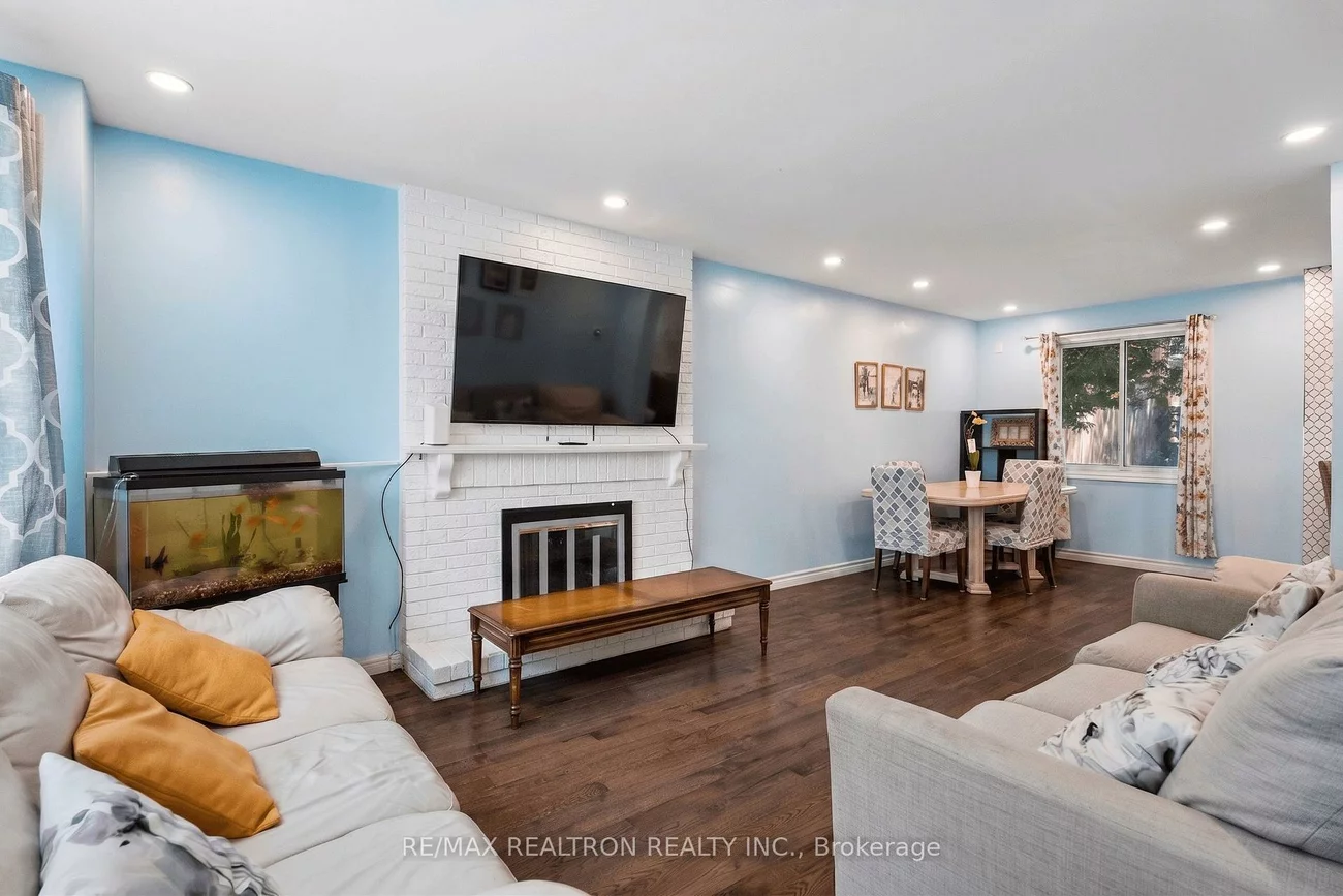 383, Sandford, Central Newmarket, Newmarket