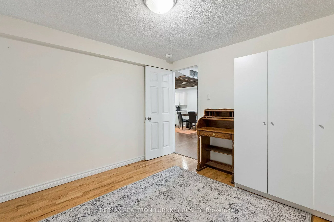 263, Chambers, Armitage, Newmarket