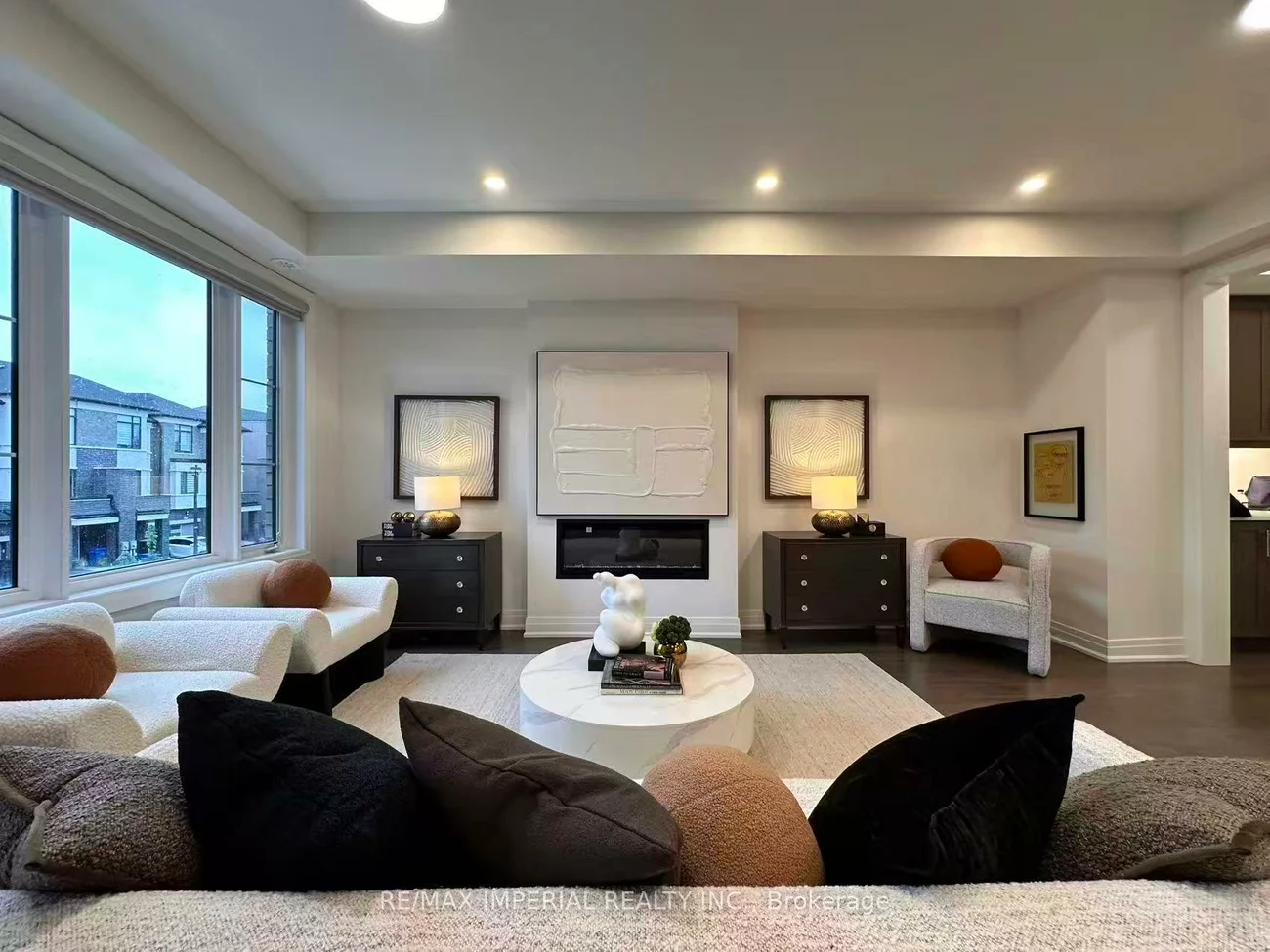 212, Vermont, Summerhill Estates, Newmarket