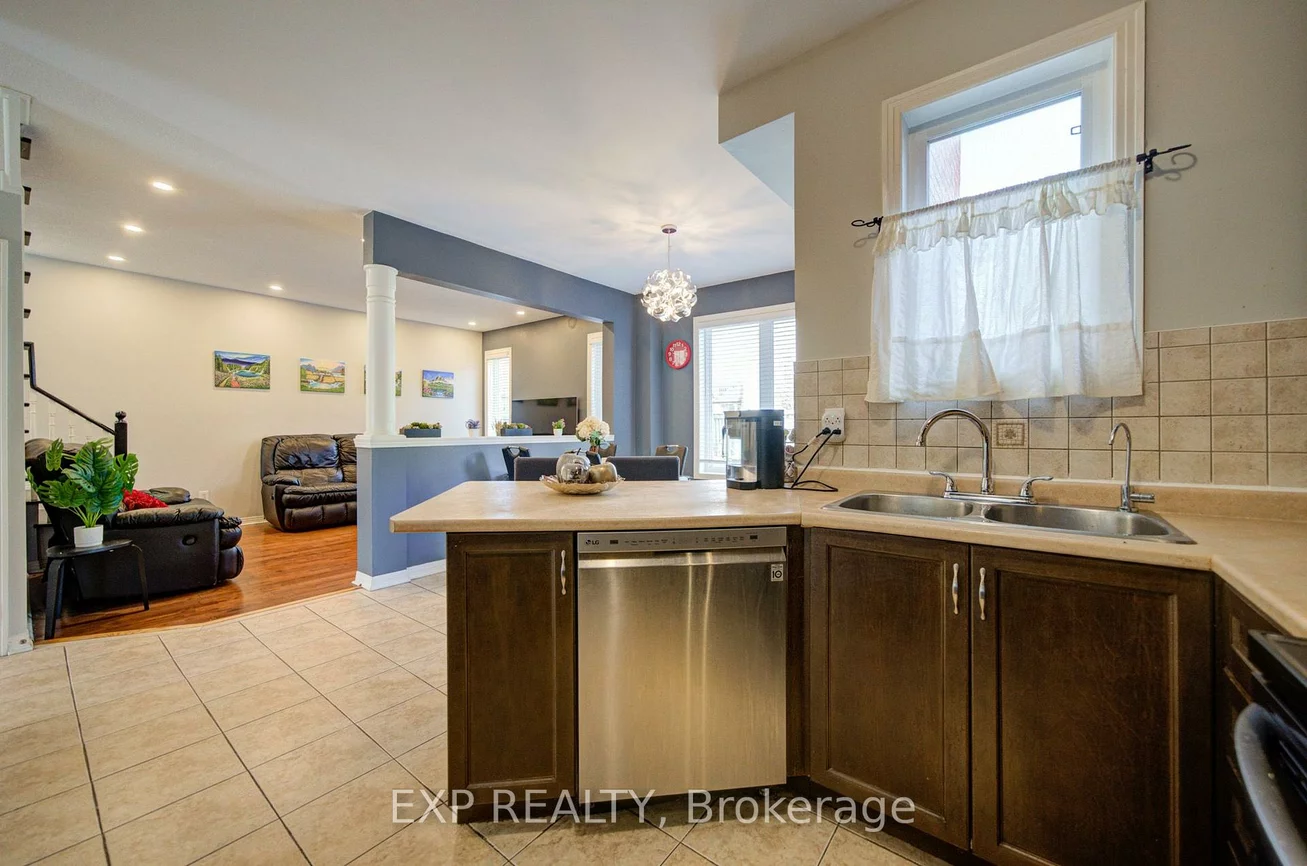 76, Ford Wilson, Woodland Hill, Newmarket