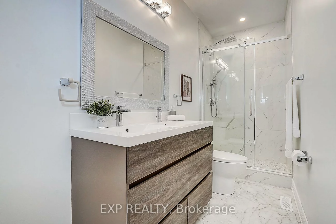 574, Sweetwater, Glenway Estates, Newmarket