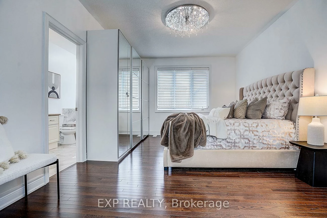 574, Sweetwater, Glenway Estates, Newmarket