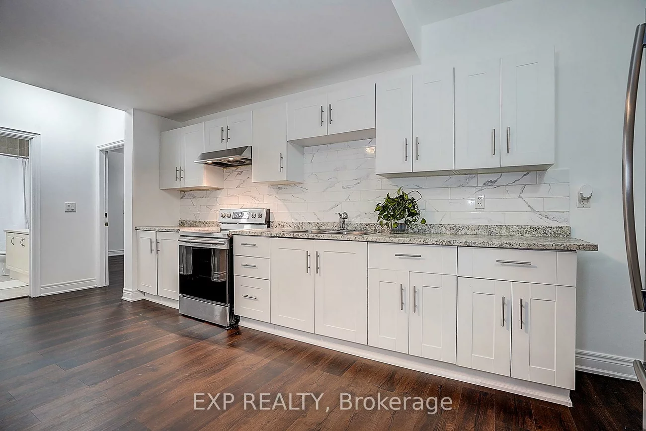 574, Sweetwater, Glenway Estates, Newmarket