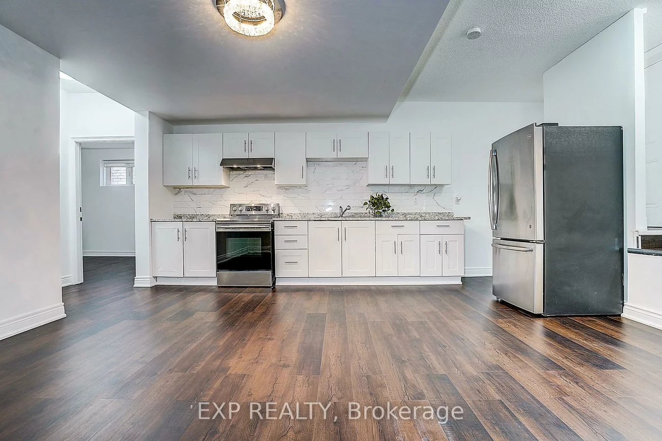 574, Sweetwater, Glenway Estates, Newmarket