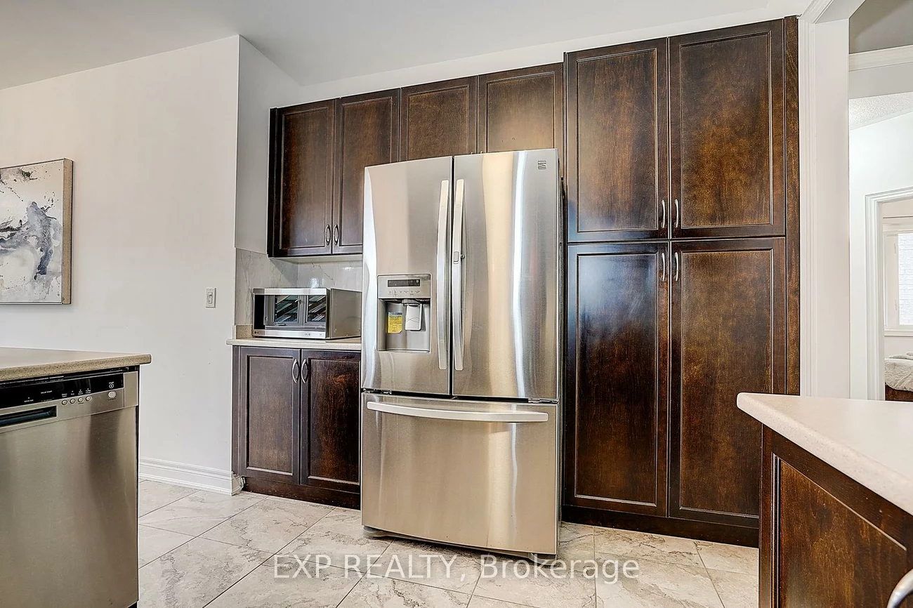 574, Sweetwater, Glenway Estates, Newmarket