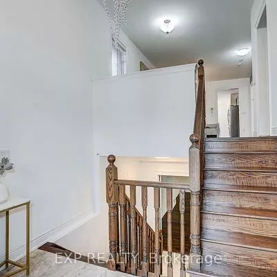 574, Sweetwater, Glenway Estates, Newmarket