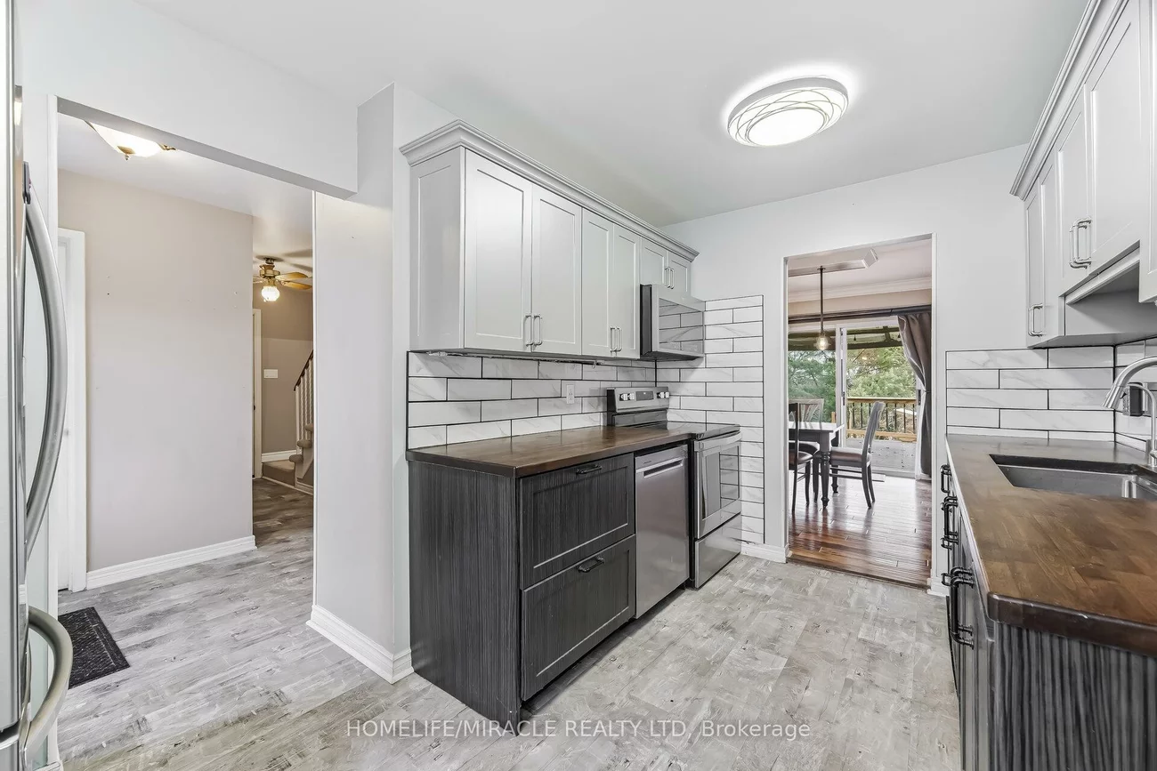 413, Terry, Central Newmarket, Newmarket