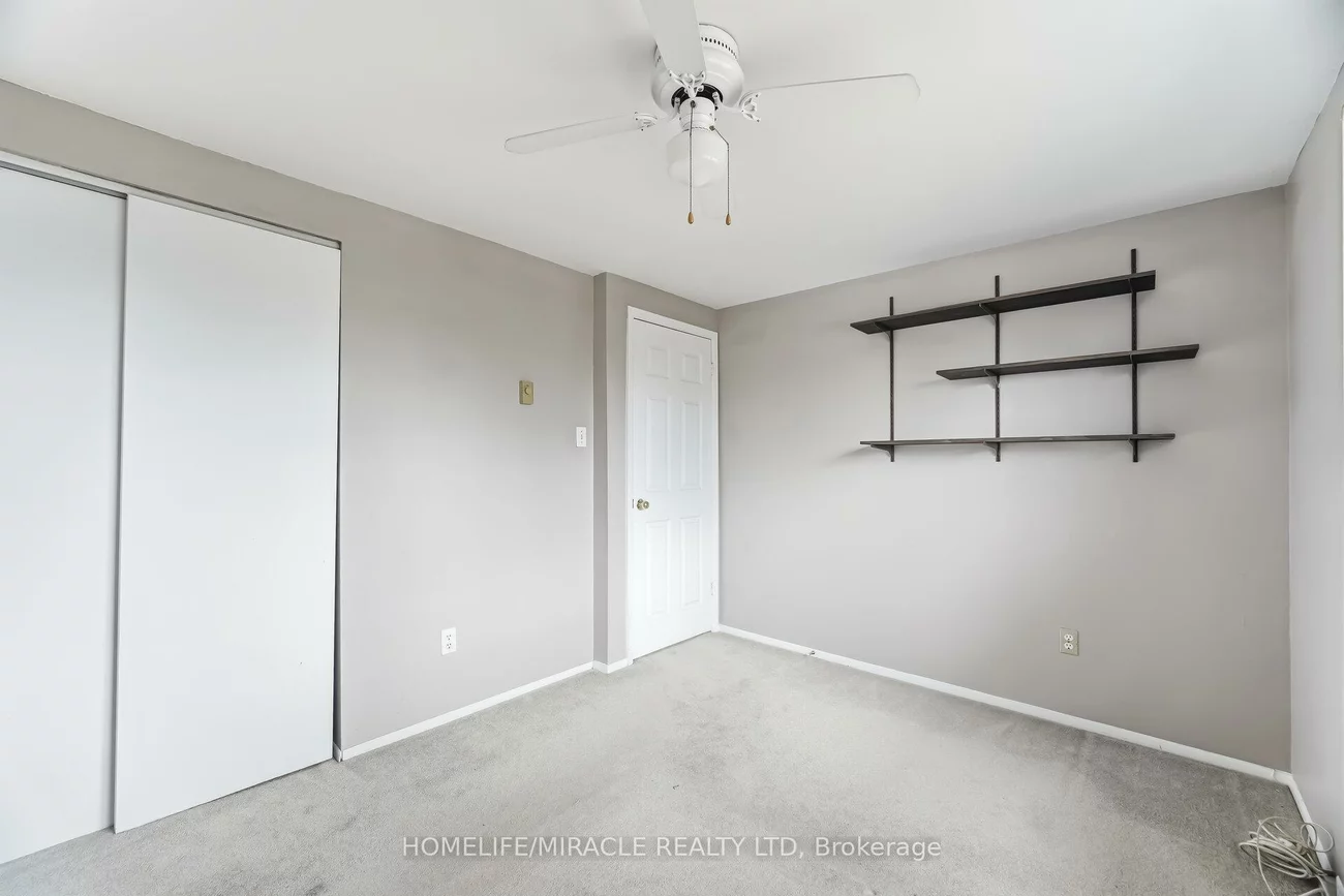 413, Terry, Central Newmarket, Newmarket