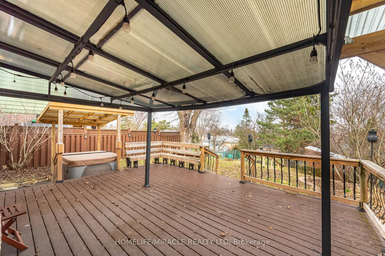 413, Terry, Central Newmarket, Newmarket