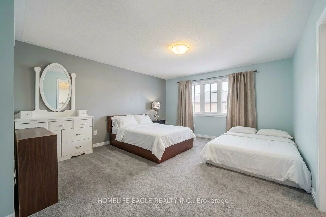 746, Yarfield, Glenway Estates, Newmarket