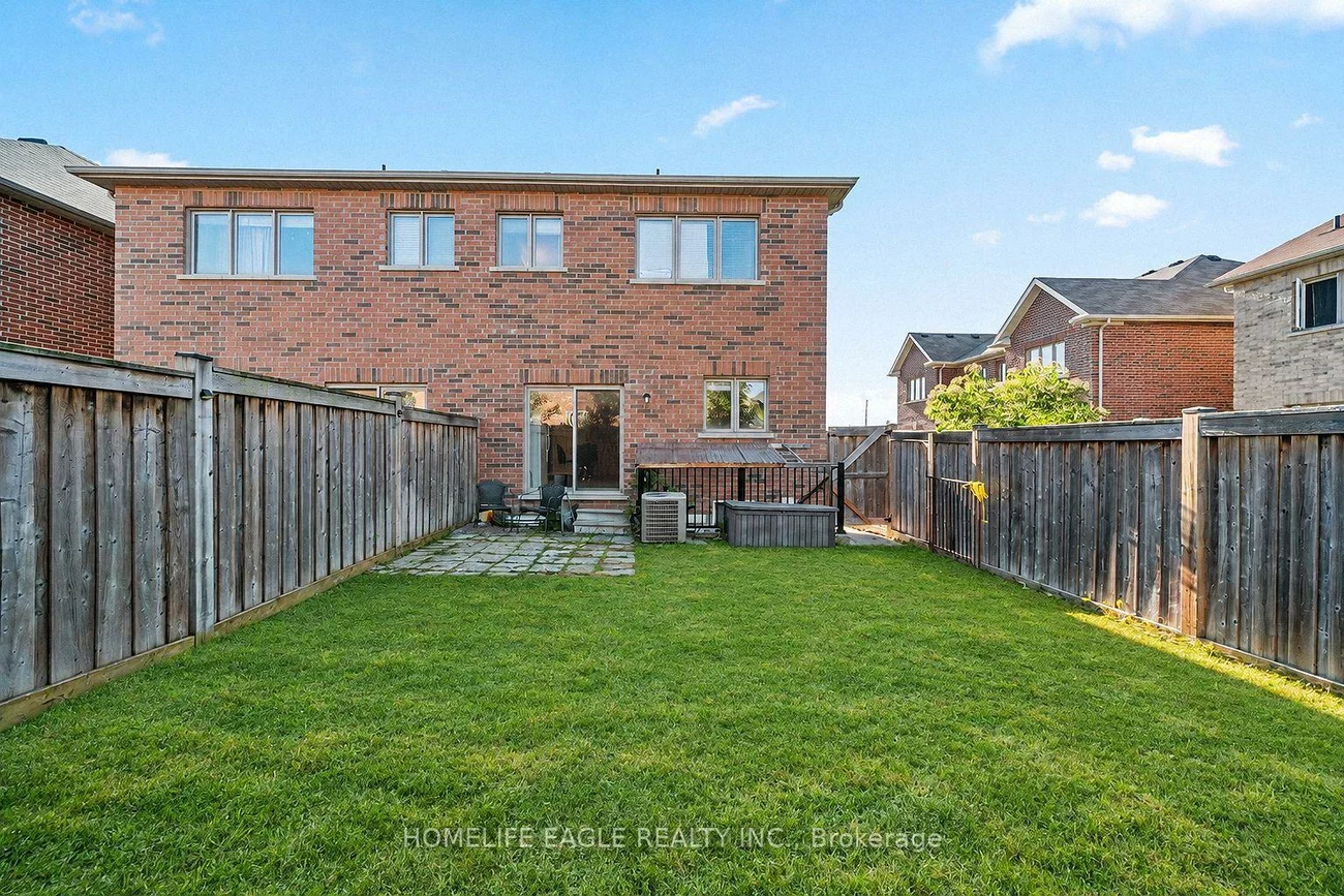 746, Yarfield, Glenway Estates, Newmarket