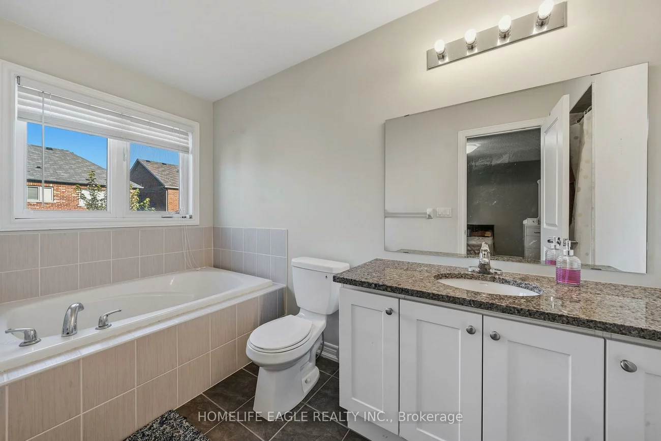 746, Yarfield, Glenway Estates, Newmarket