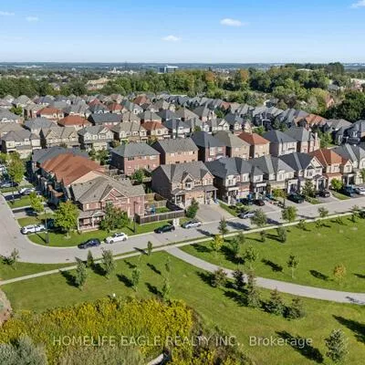 746, Yarfield, Glenway Estates, Newmarket