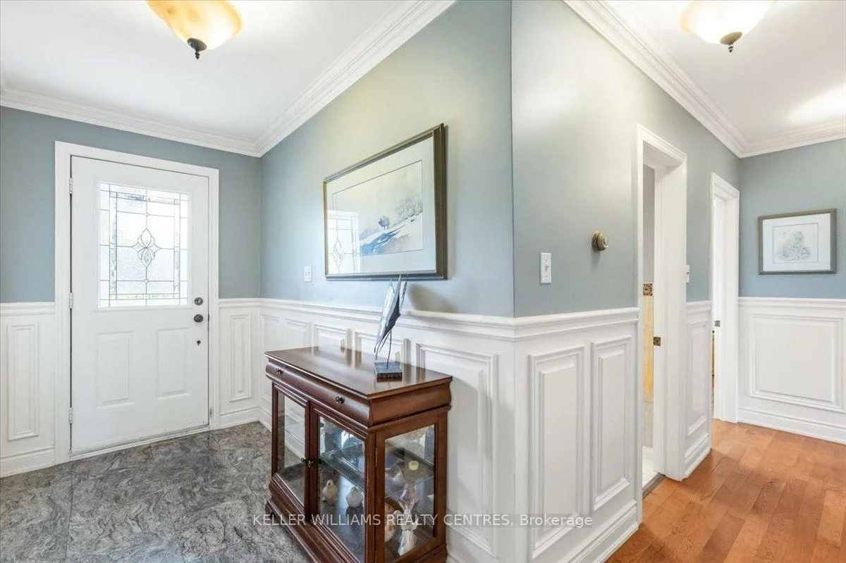228, Kathryn, Central Newmarket, Newmarket