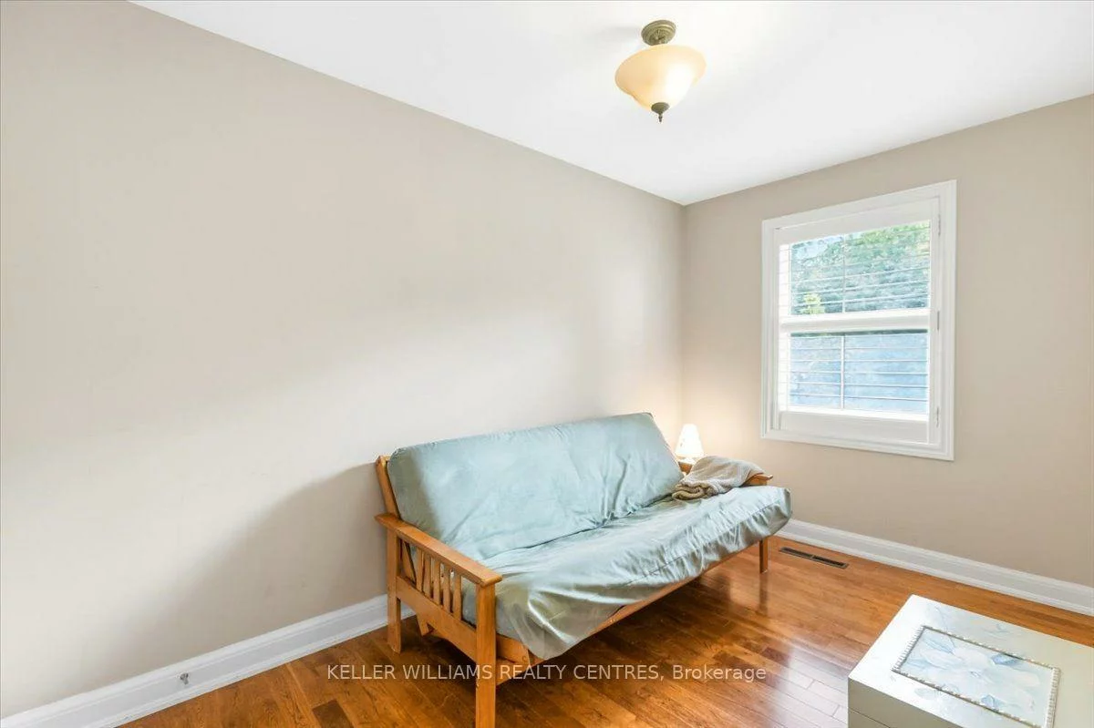 228, Kathryn, Central Newmarket, Newmarket