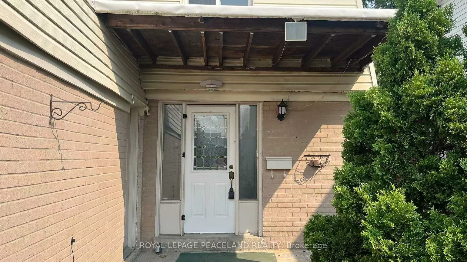 711, Irwin, Huron Heights-Leslie Valley, Newmarket