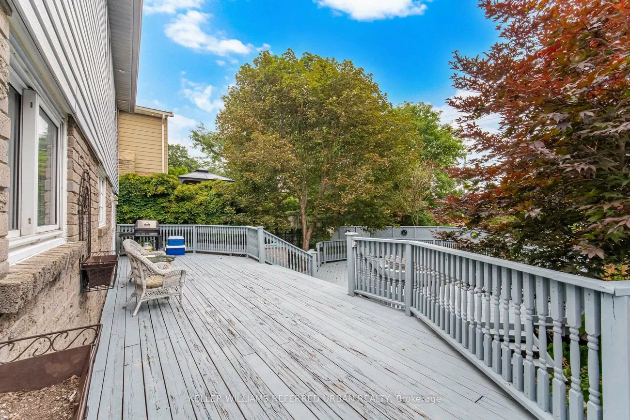 82, Eastman, Huron Heights-Leslie Valley, Newmarket