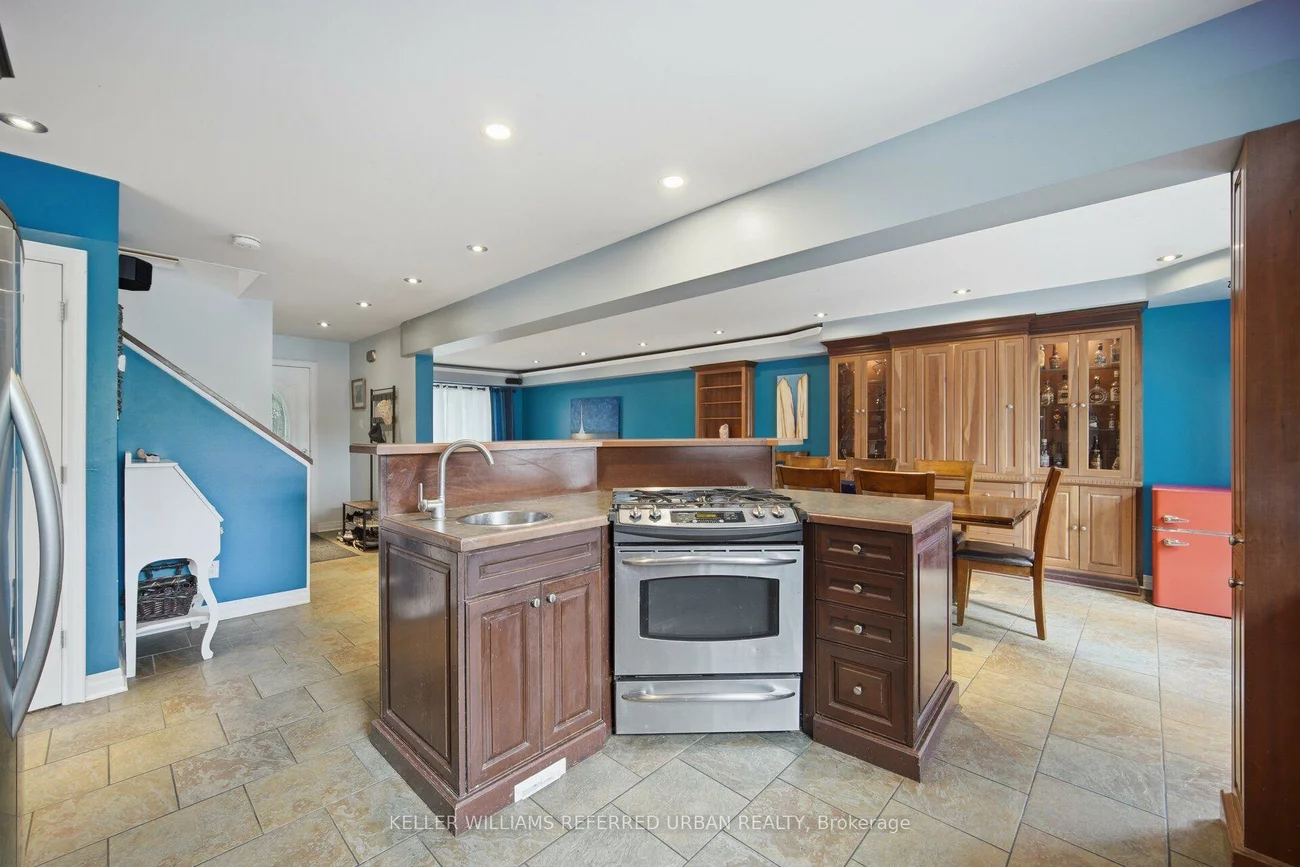82, Eastman, Huron Heights-Leslie Valley, Newmarket