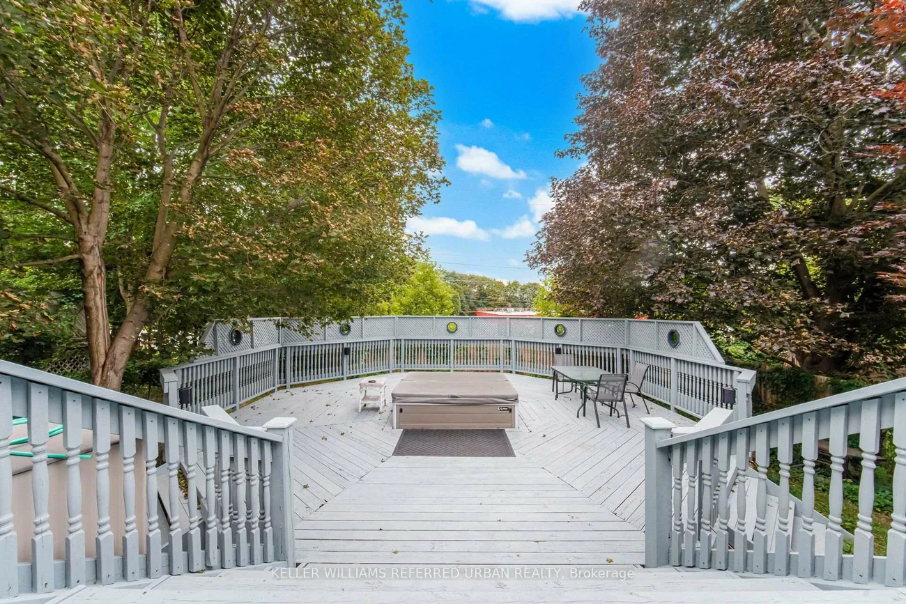 82, Eastman, Huron Heights-Leslie Valley, Newmarket