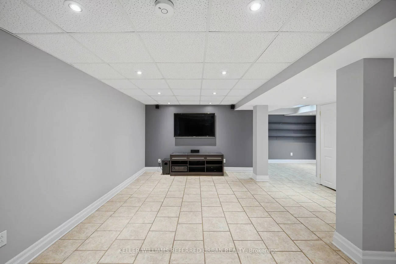 82, Eastman, Huron Heights-Leslie Valley, Newmarket