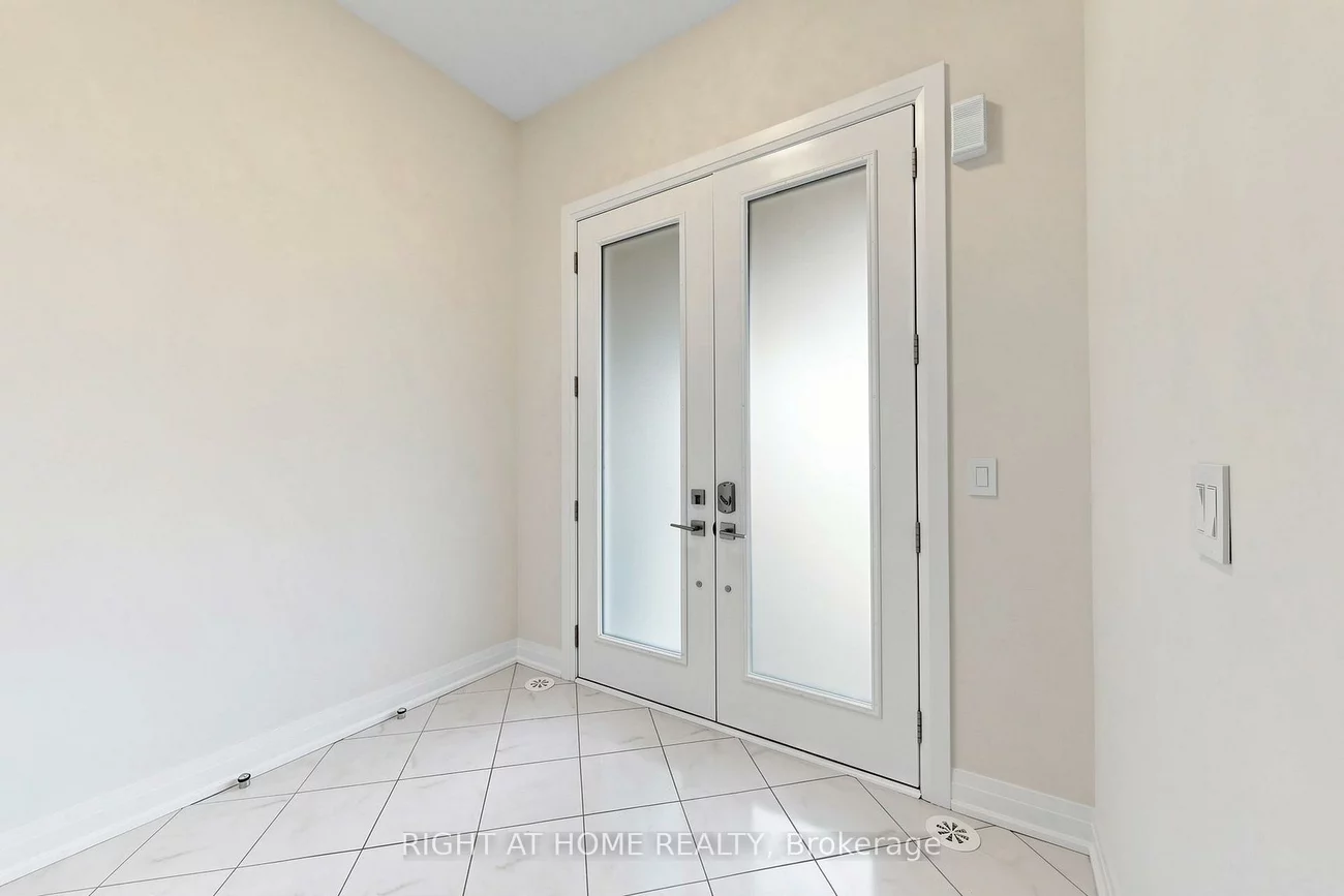 954, Isaac Phillips, Summerhill Estates, Newmarket