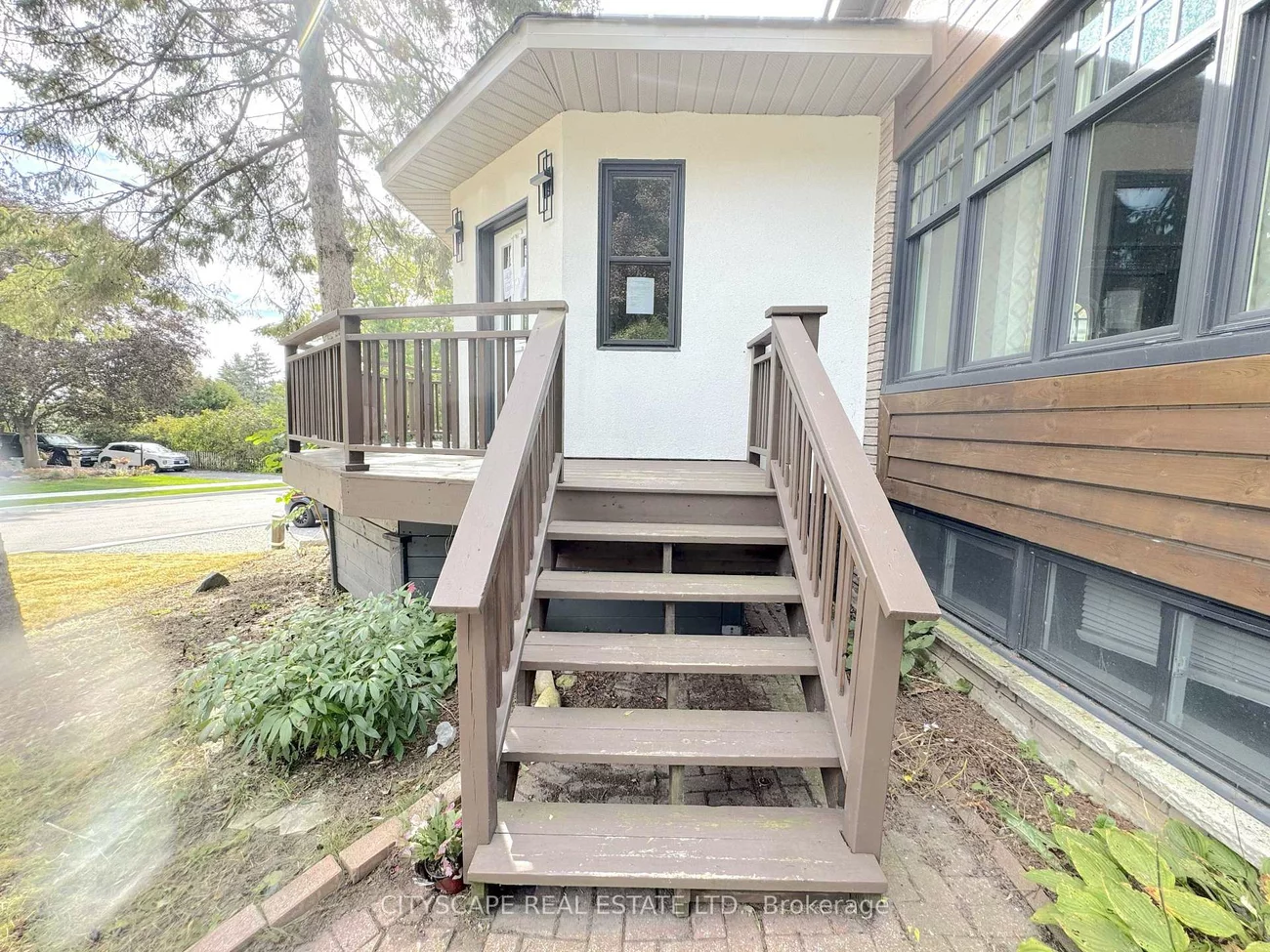 60, Hillview, Bristol-London, Newmarket