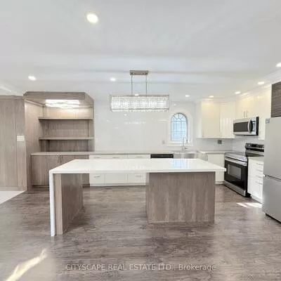 60, Hillview, Bristol-London, Newmarket