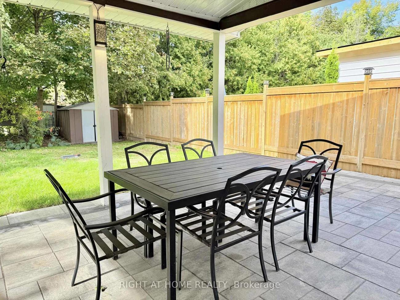 315, Roywood, Central Newmarket, Newmarket