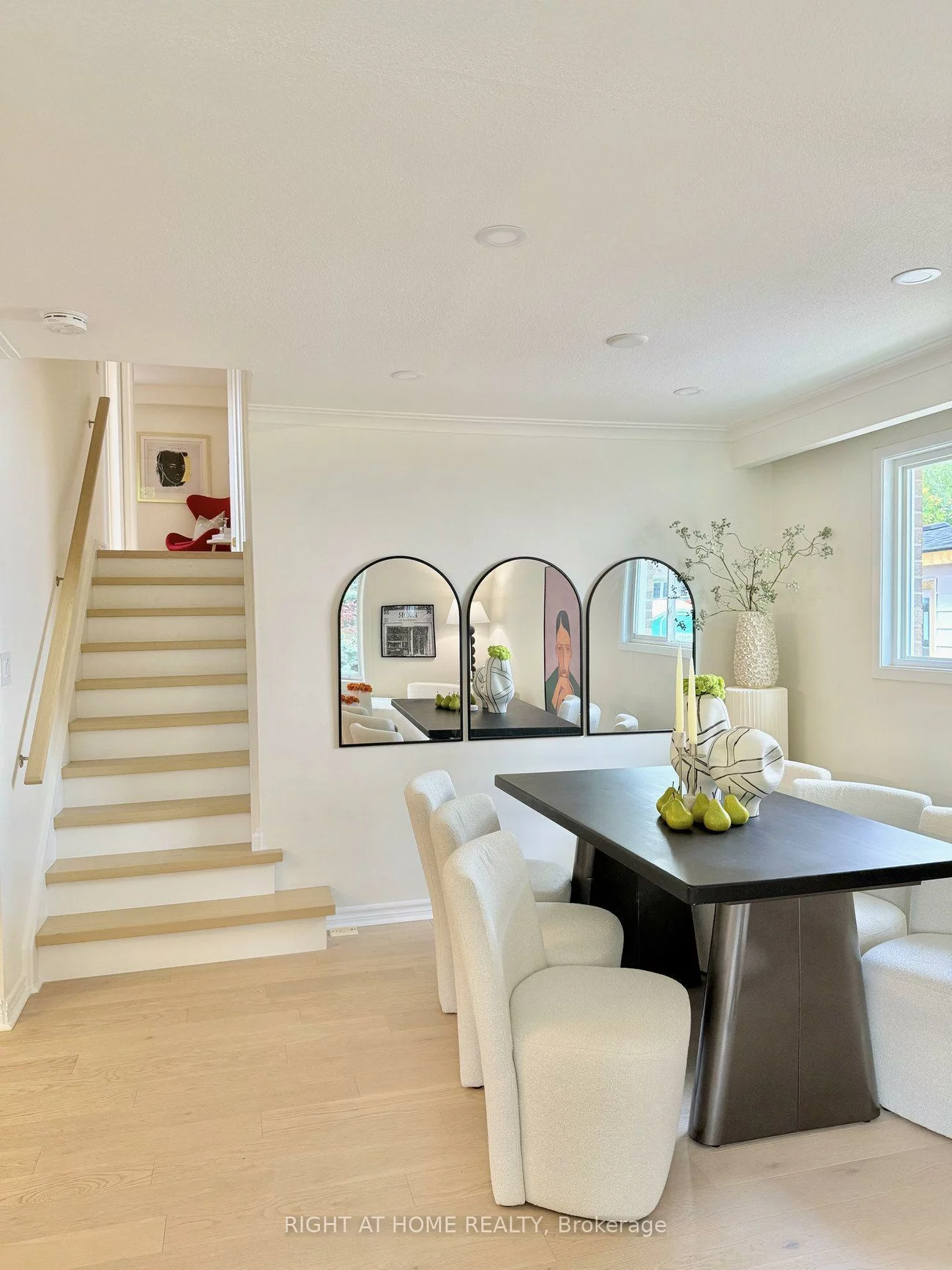 315, Roywood, Central Newmarket, Newmarket