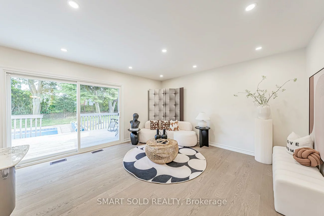 158, Park, Central Newmarket, Newmarket