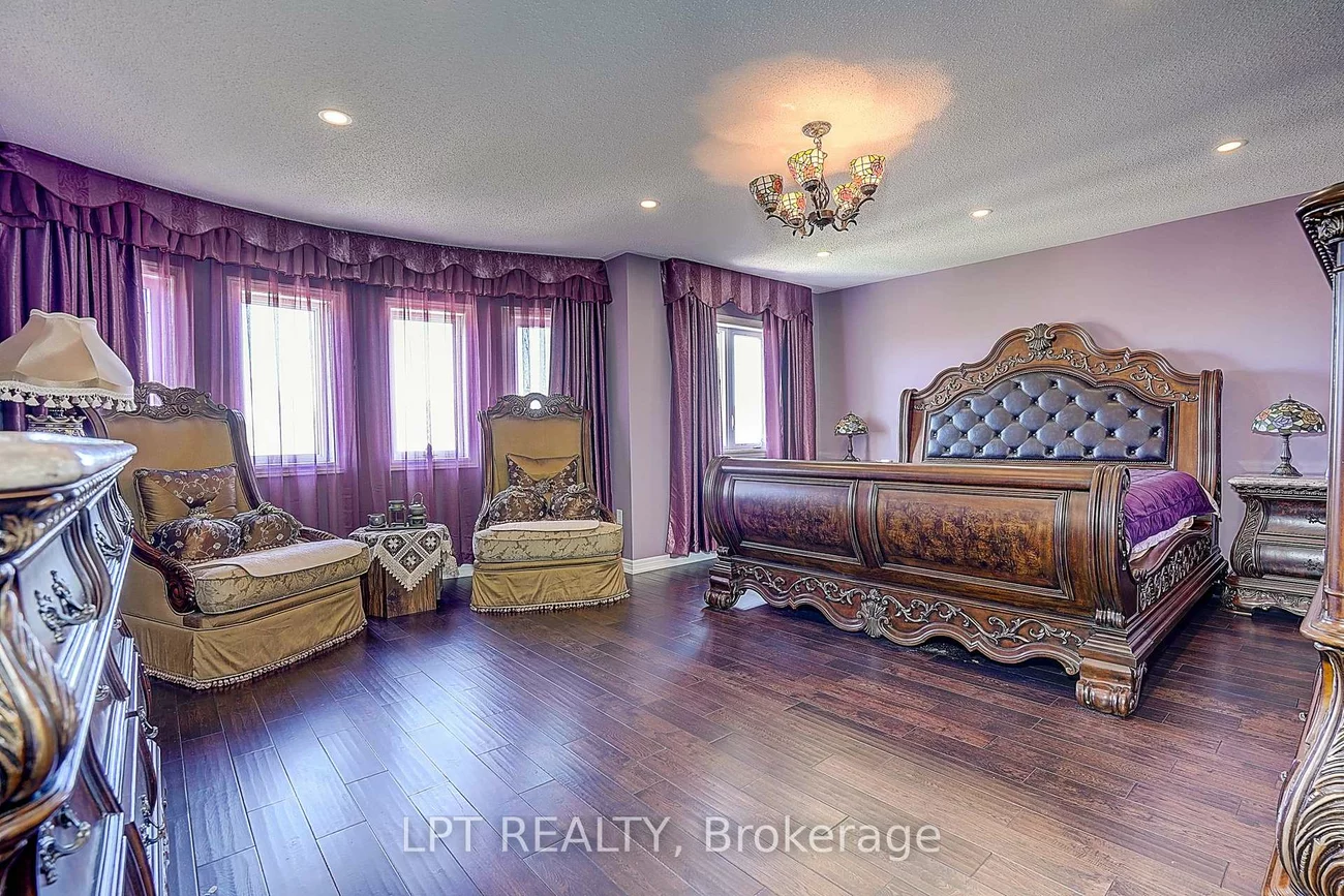 1168, McTavish, Stonehaven-Wyndham, Newmarket