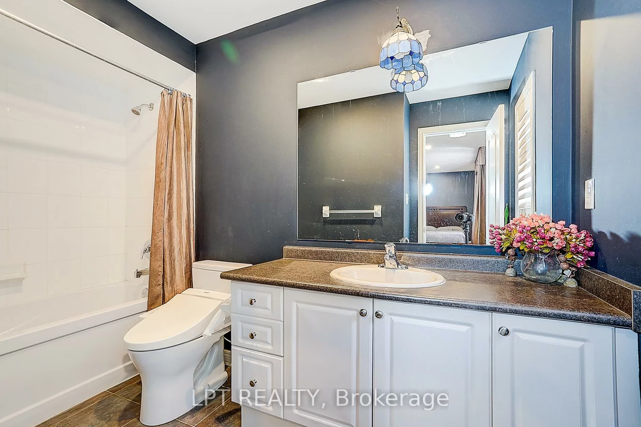 1168, McTavish, Stonehaven-Wyndham, Newmarket