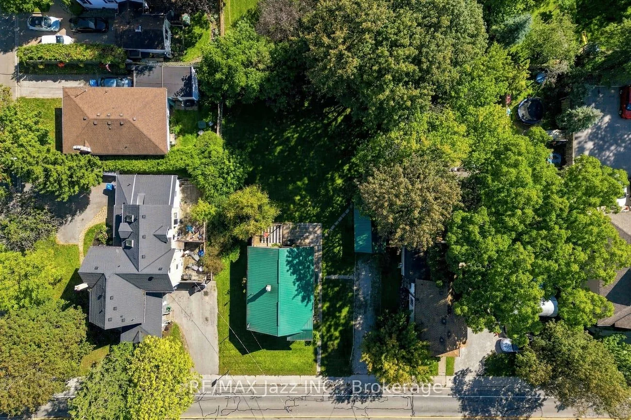 388, Eagle, Central Newmarket, Newmarket