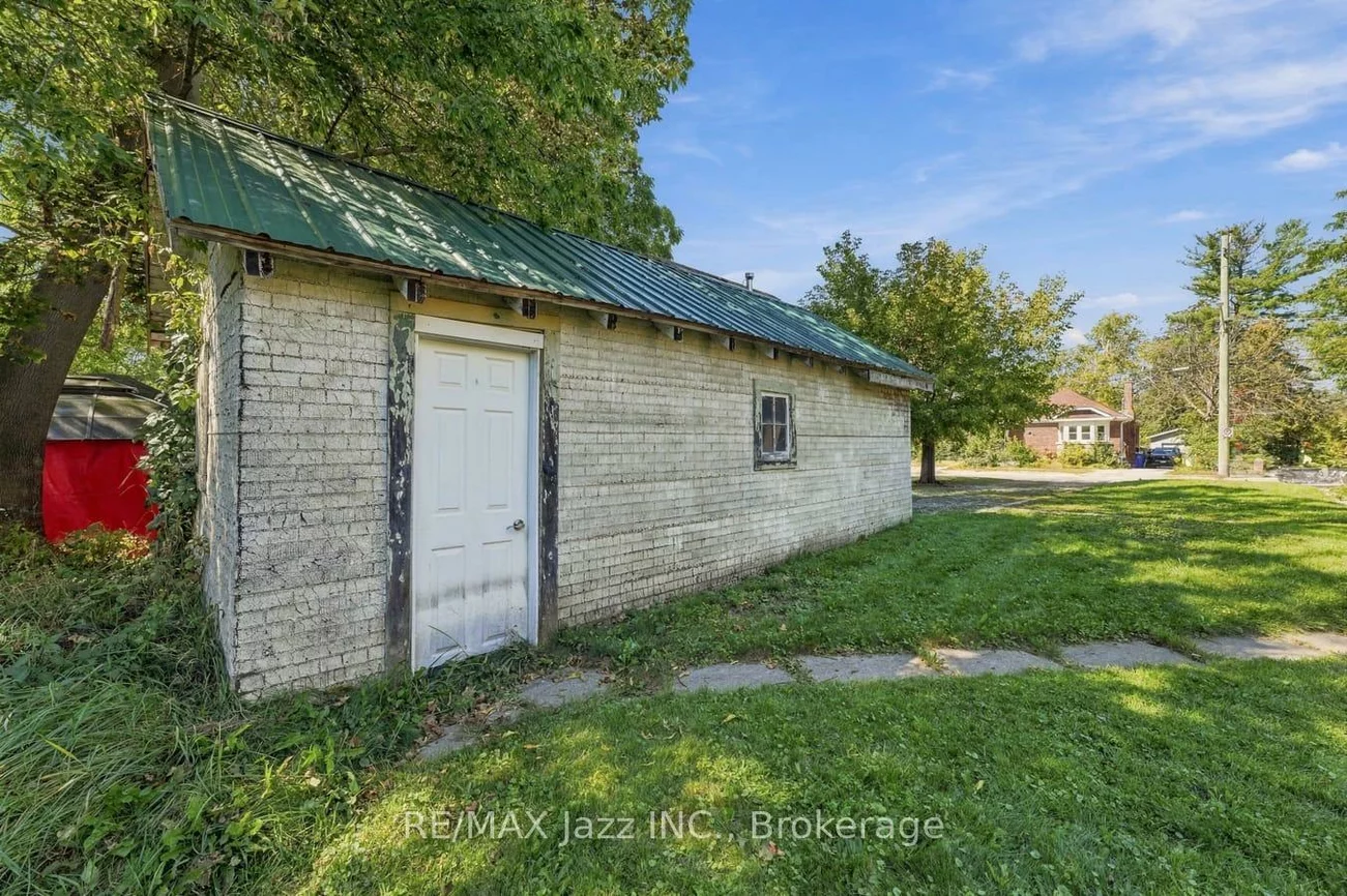 388, Eagle, Central Newmarket, Newmarket