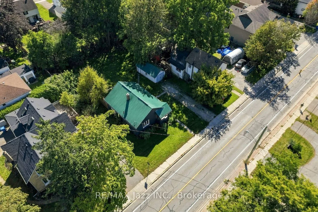 388, Eagle, Central Newmarket, Newmarket