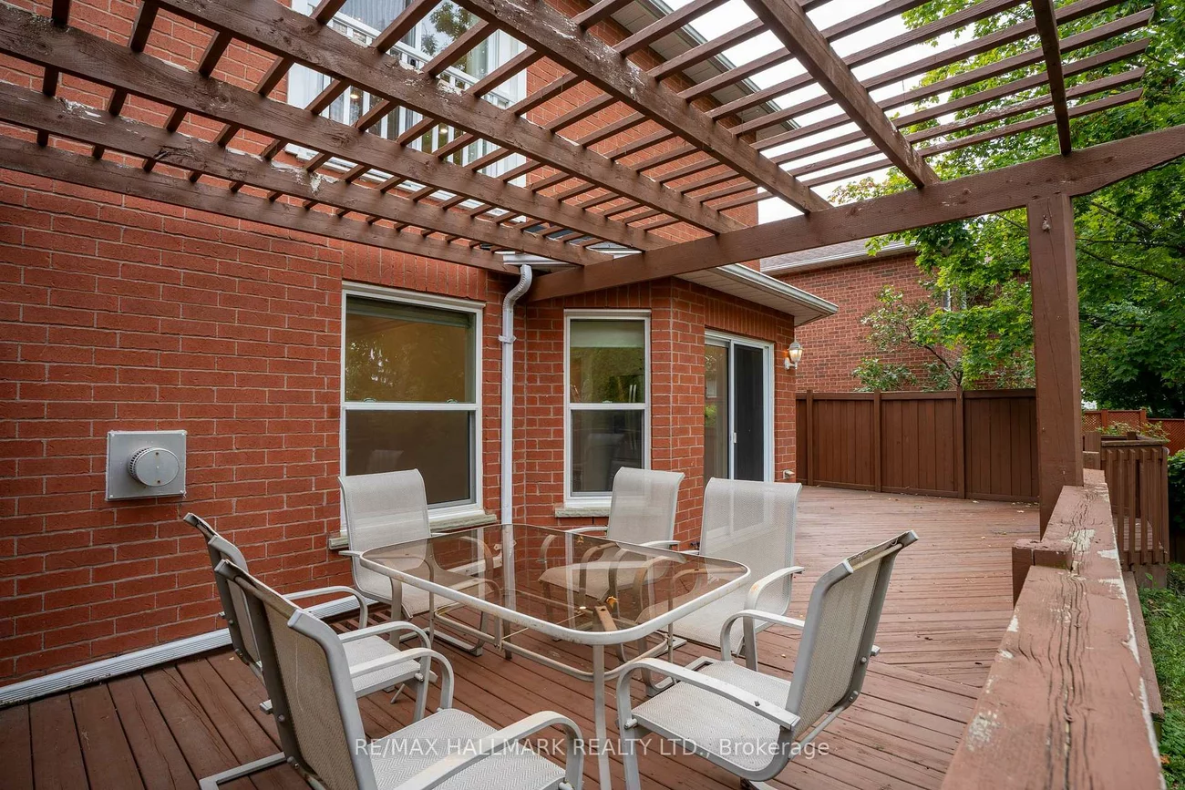 872, Hilton, Stonehaven-Wyndham, Newmarket
