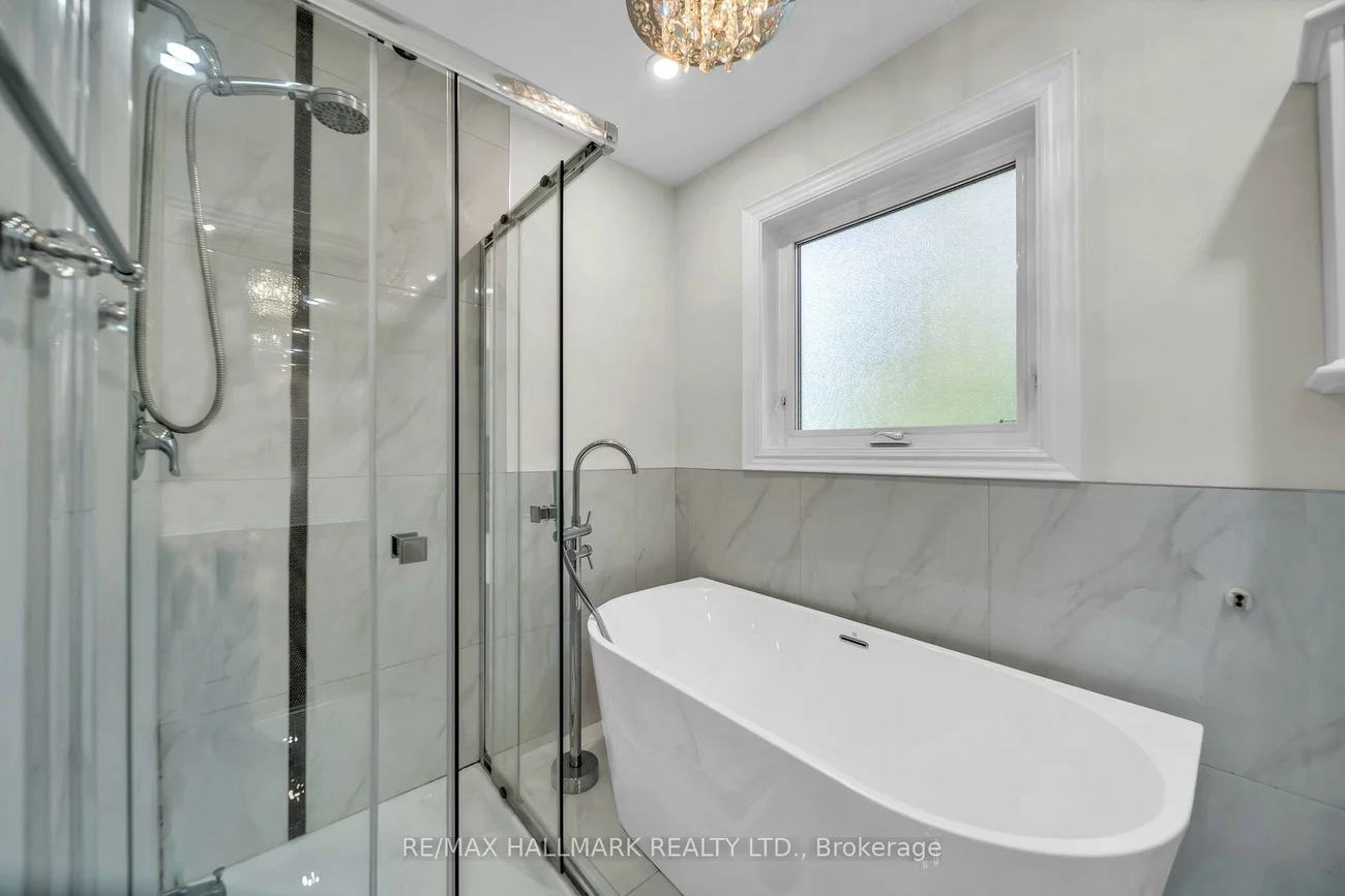 872, Hilton, Stonehaven-Wyndham, Newmarket