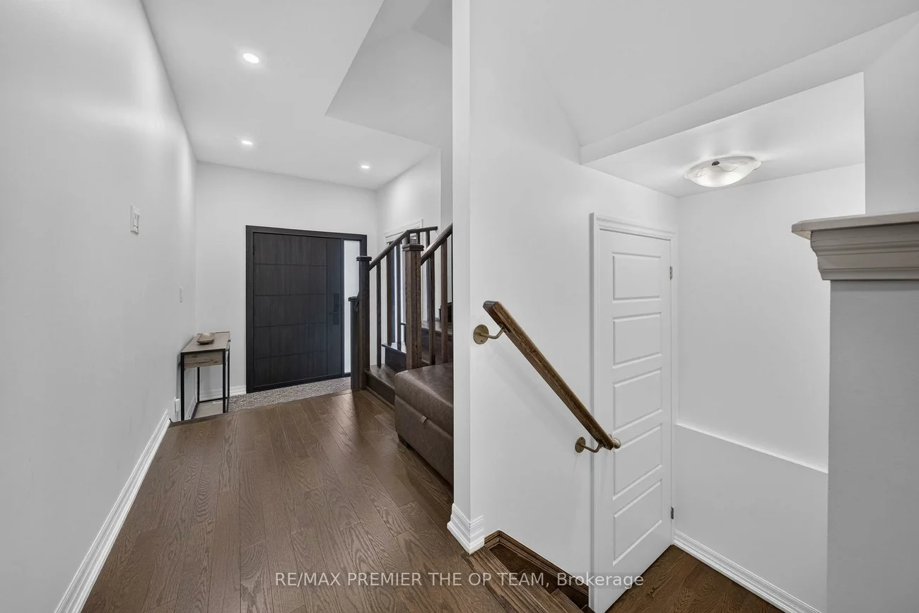 233, Vivant, Woodland Hill, Newmarket