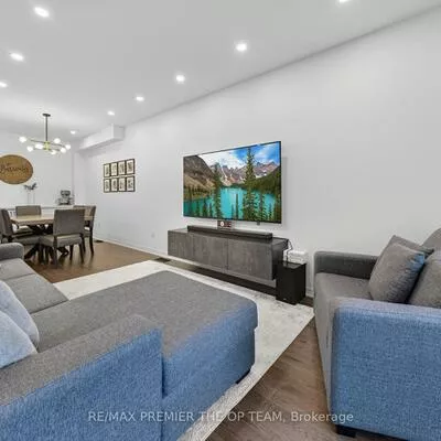 233, Vivant, Woodland Hill, Newmarket