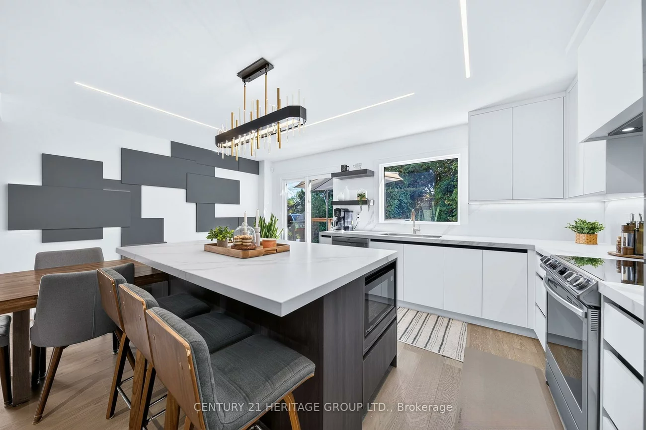 671, Walpole, Stonehaven-Wyndham, Newmarket
