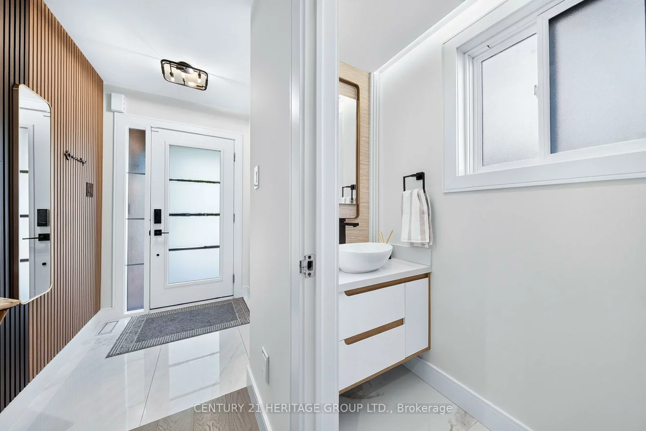 671, Walpole, Stonehaven-Wyndham, Newmarket