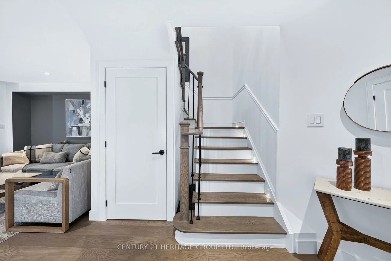 671, Walpole, Stonehaven-Wyndham, Newmarket