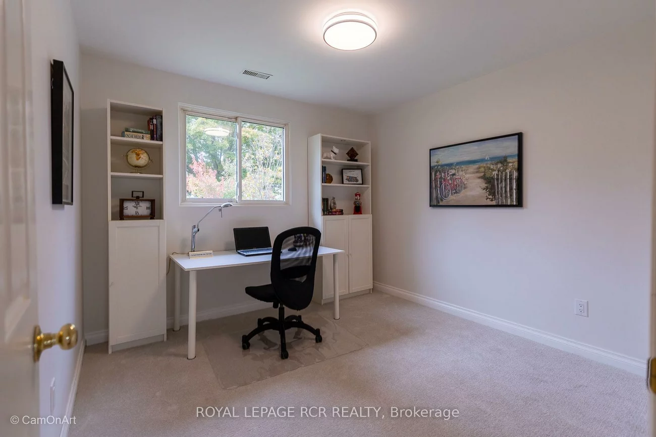 364, Dixon, Central Newmarket, Newmarket