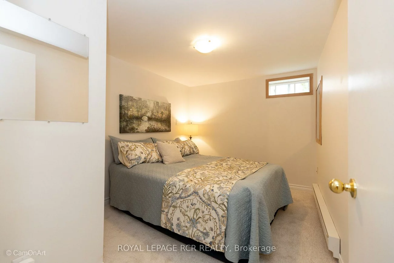 364, Dixon, Central Newmarket, Newmarket
