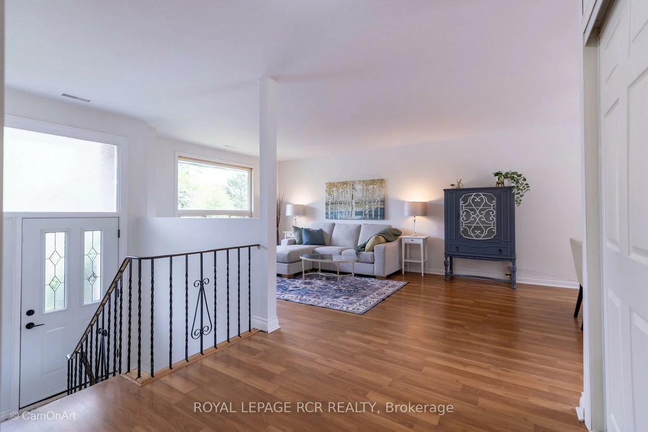 364, Dixon, Central Newmarket, Newmarket