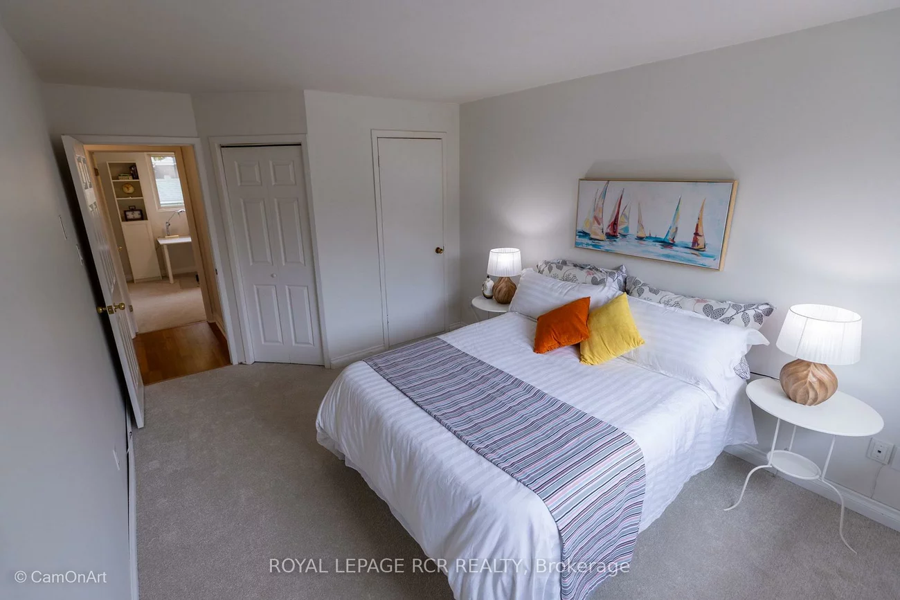 364, Dixon, Central Newmarket, Newmarket