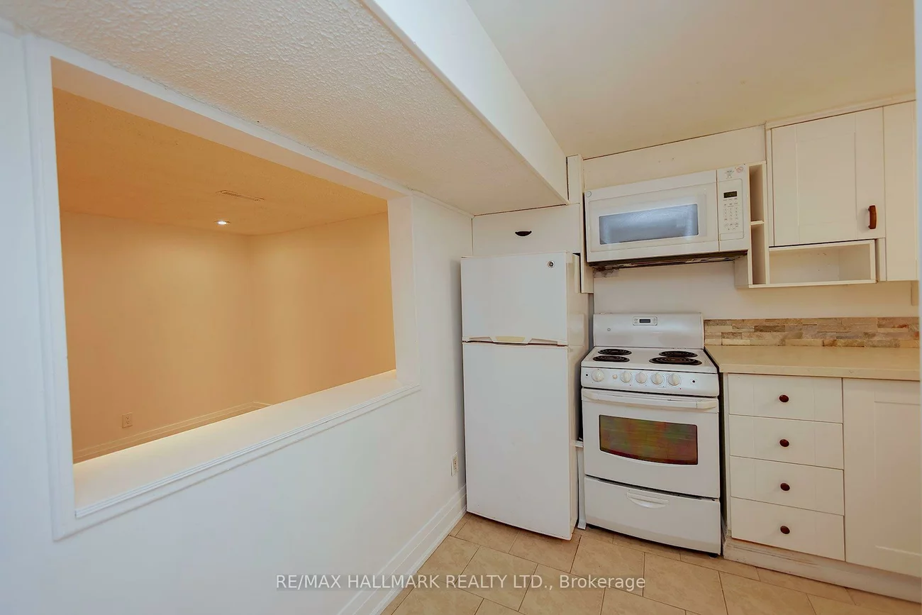 781, Pam, Huron Heights-Leslie Valley, Newmarket