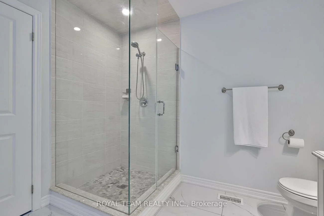 636, Mcgregor Farm, Glenway Estates, Newmarket